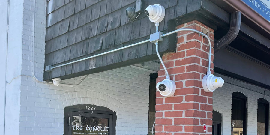Outdoor cameras for small and medium-sized businesses.