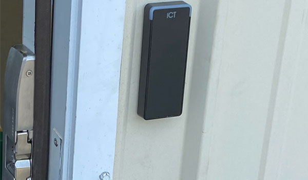 RFID door lock for keyless entry