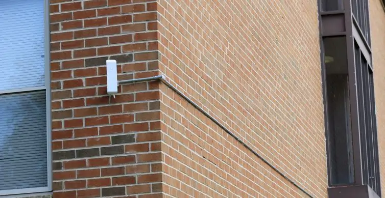 PtP Antennas for Connecting Buildings
